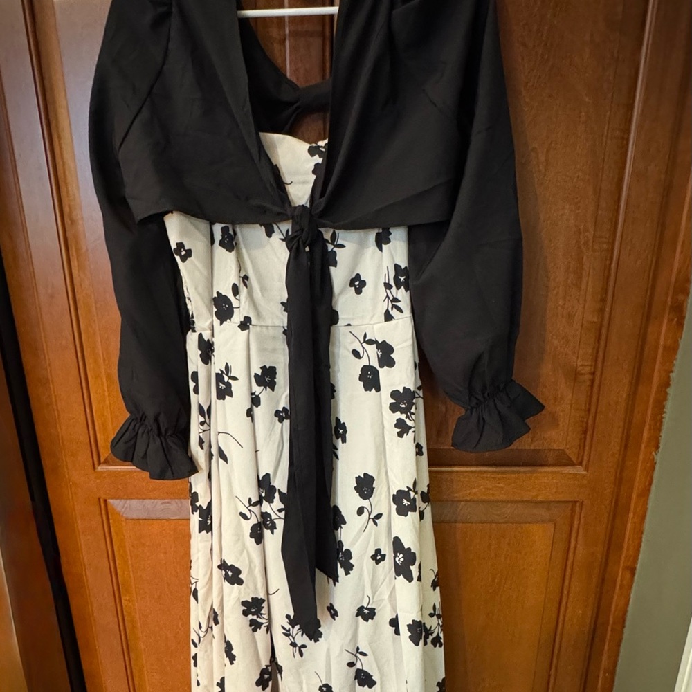 SHEIN Black and White Floral Midi Dress